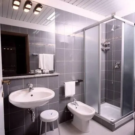 Hotel Airport Malpensa Lonate Pozzolo
