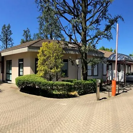 Hotel Airport Malpensa 4*